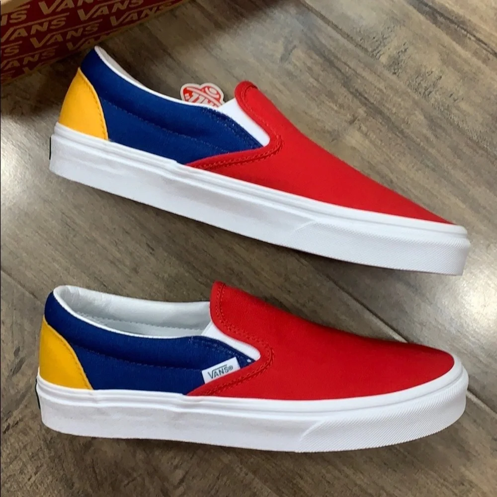 •VANS CLASSIC SLIP ON VANS YACHT CLUB red/blue MENS•